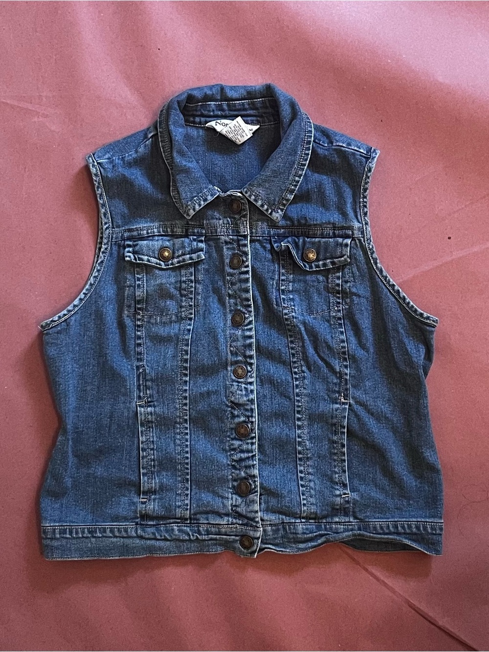 North Style Form Fitted Denim Button Down Vest
